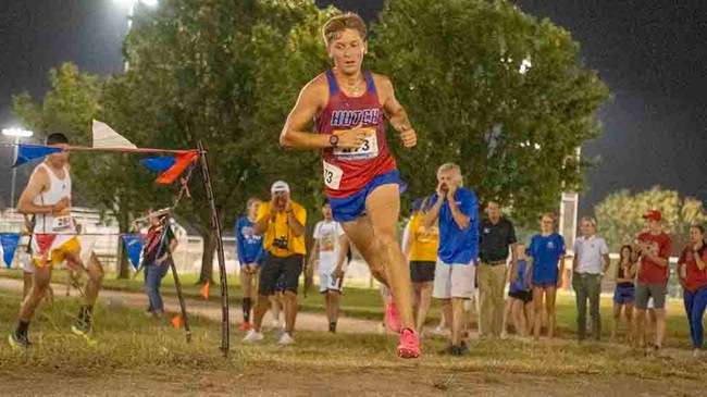 Sophomore Christian Darrah placed 21st overall on Friday at the 2023 Terry Masterson Twilight Classic at Fun Valley. (Andrew Carpenter/Blue Dragon Sports Information)