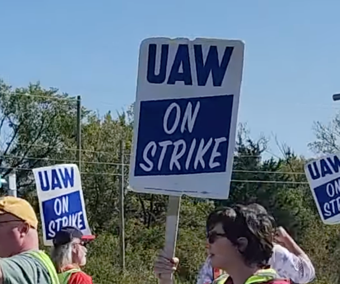 GM Auto workers in Kansas City could join strike this week