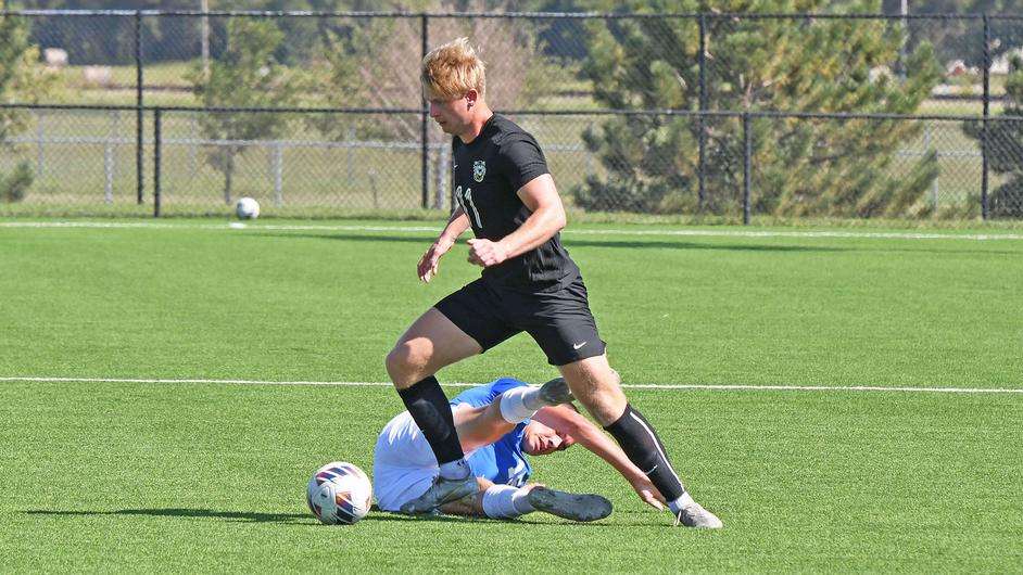 Fort Hays State's Anders Santo (FHSU Athletics photo/Ryan Prickett)