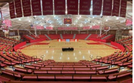 Hutch wins 1st round MIT game at Mac.png