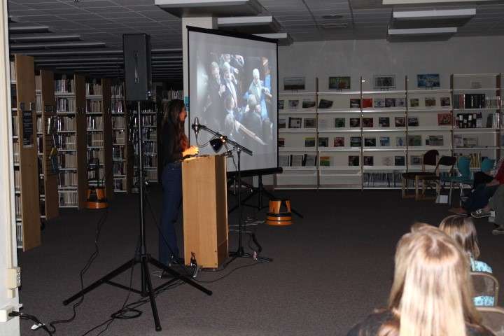 Melissa Evans presenting to the audience at talk20hutch on Friday, Jan. 26. Evans presentation was titled "SECD - What & Why."