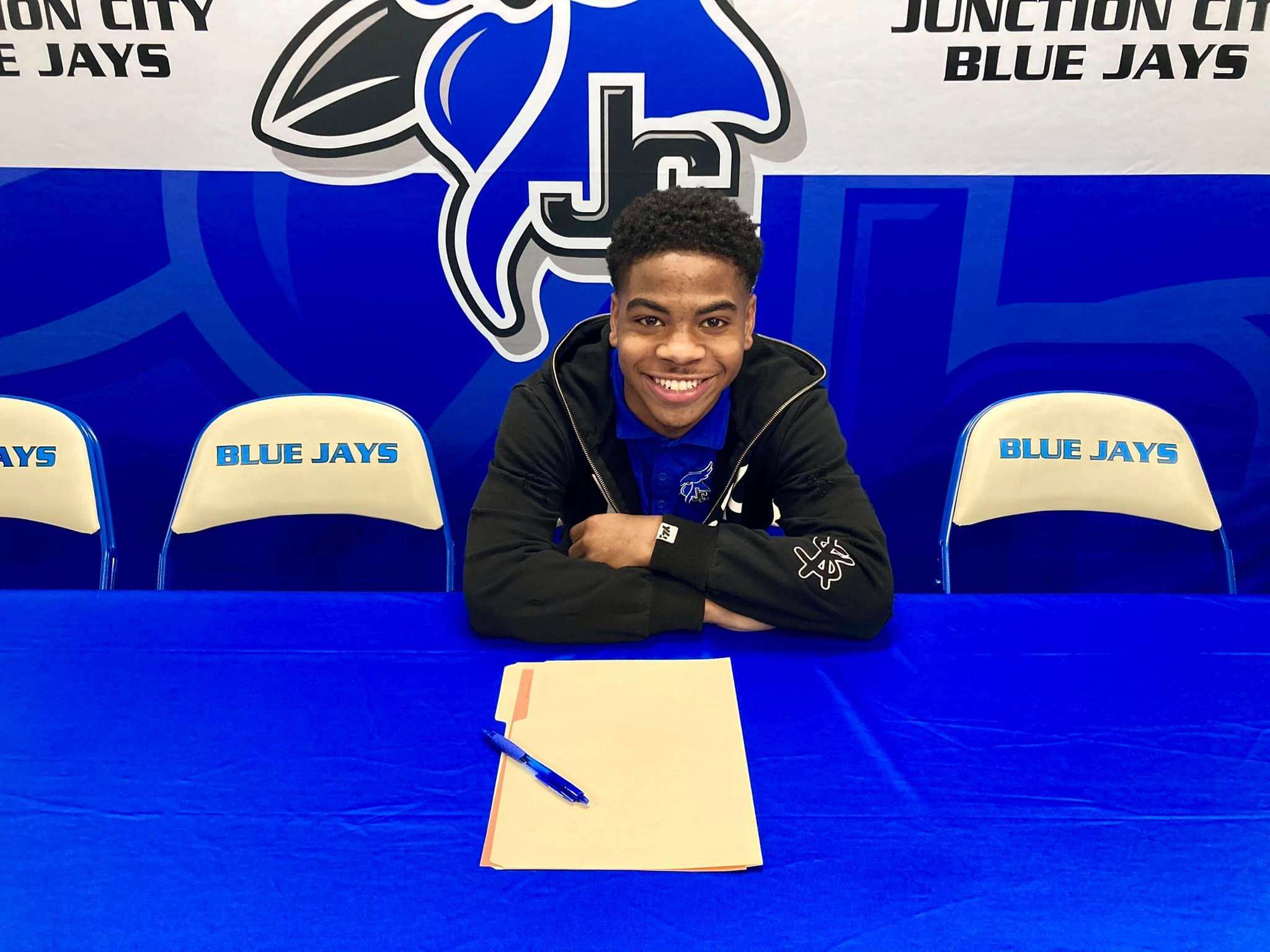 Junction City s Losiah Autry Signs With Ottawa For Football