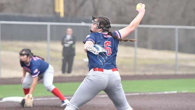Photo courtesy of Sammi Carpenter, Blue Dragon Sports Information.