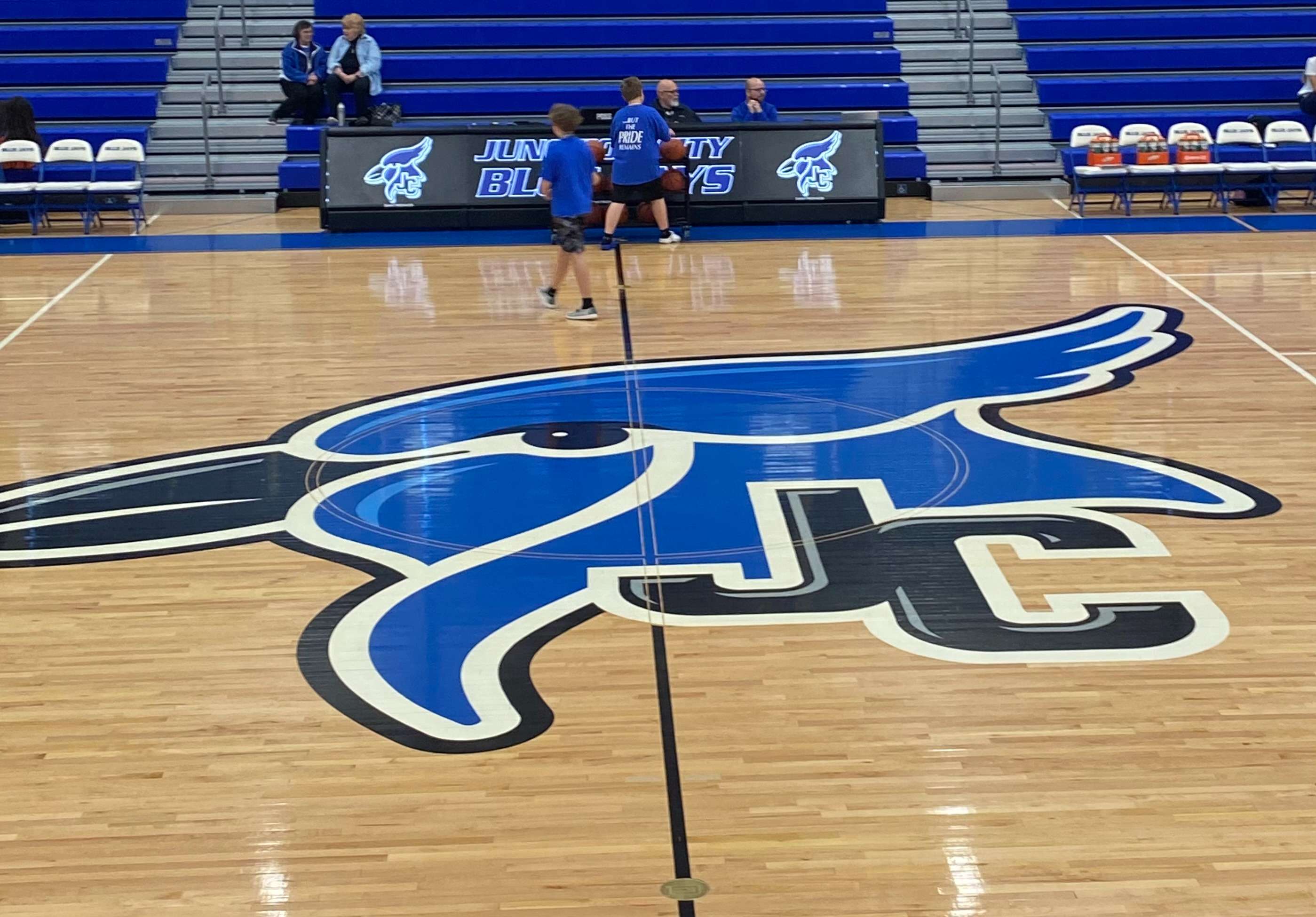 lady-jays-fall-to-shawnee-mission-west