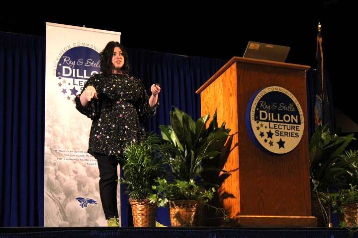 Janelle Shane presenting at the Ray and Stella Dillon Lecture Series. A large crowd came to listen to Shane's lecture about Artificial Intelligence at Hutchinson Sports Arena on Tuesday, Feb. 20. Photo by Emmie Boese. 