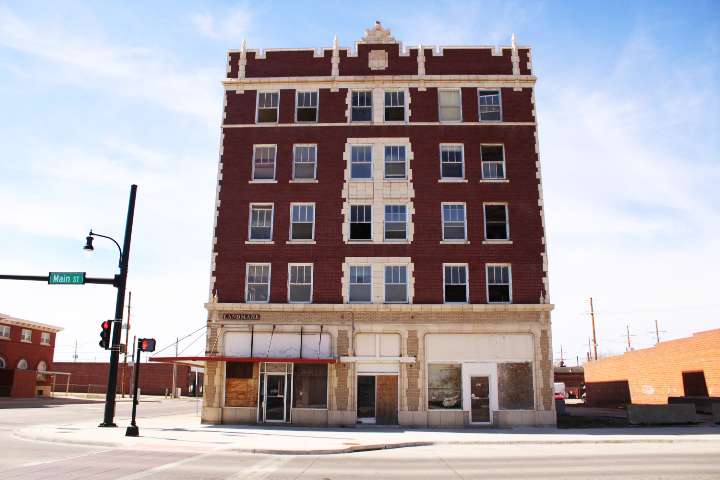 Michael and Laura Meyer Dick&nbsp; have plans to revitalize the Legacy hotel. The estimated completion date is in the fall of&nbsp; 2026. Photo by Emmie Boese.