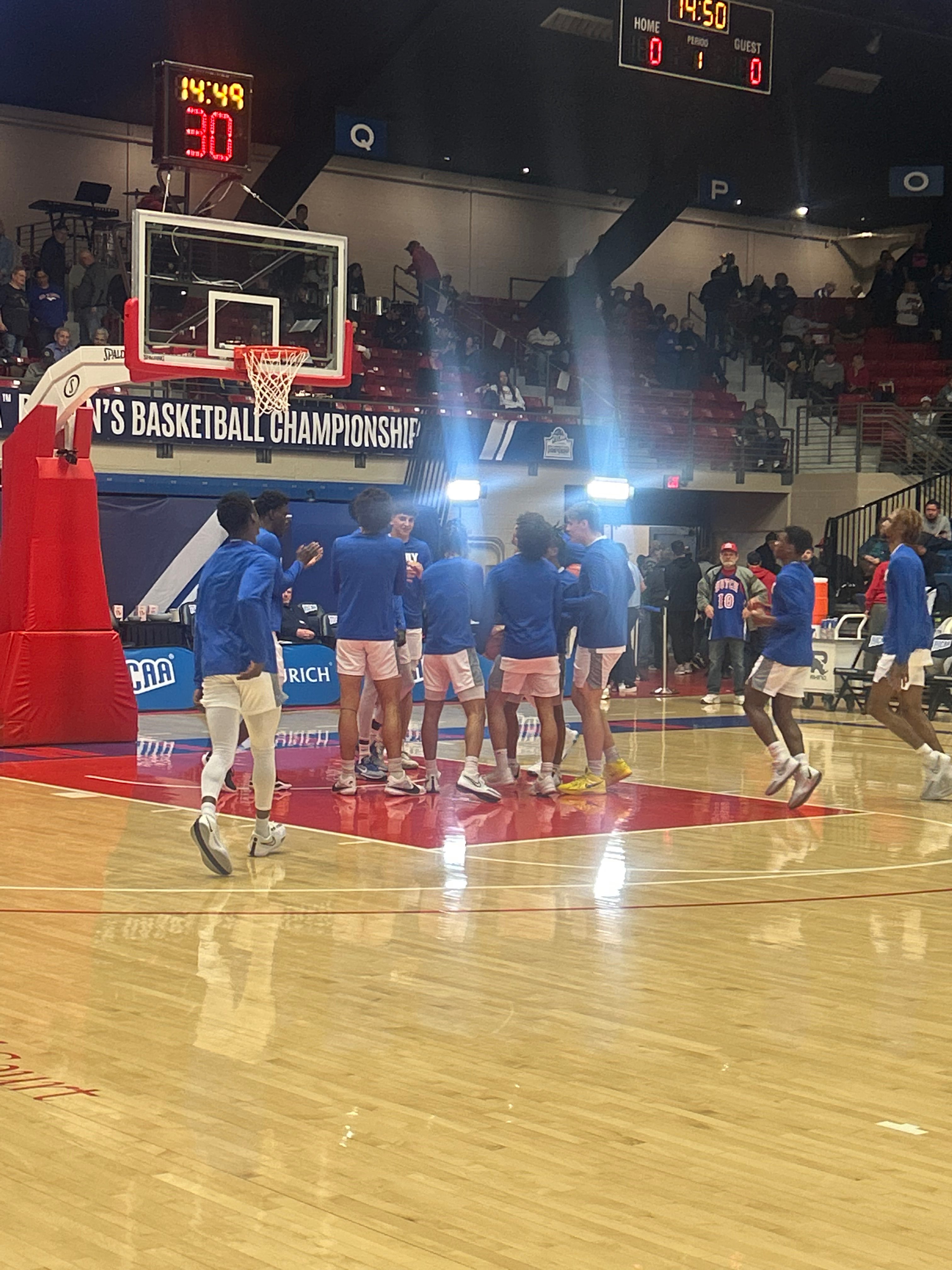 Barton County warming up before their first game of the tournament. The No. 1 Cougars knocked Wallace State of the tournament in a 83-68 win on Monday, March 25, 2024. Photo by Emmie Boese.