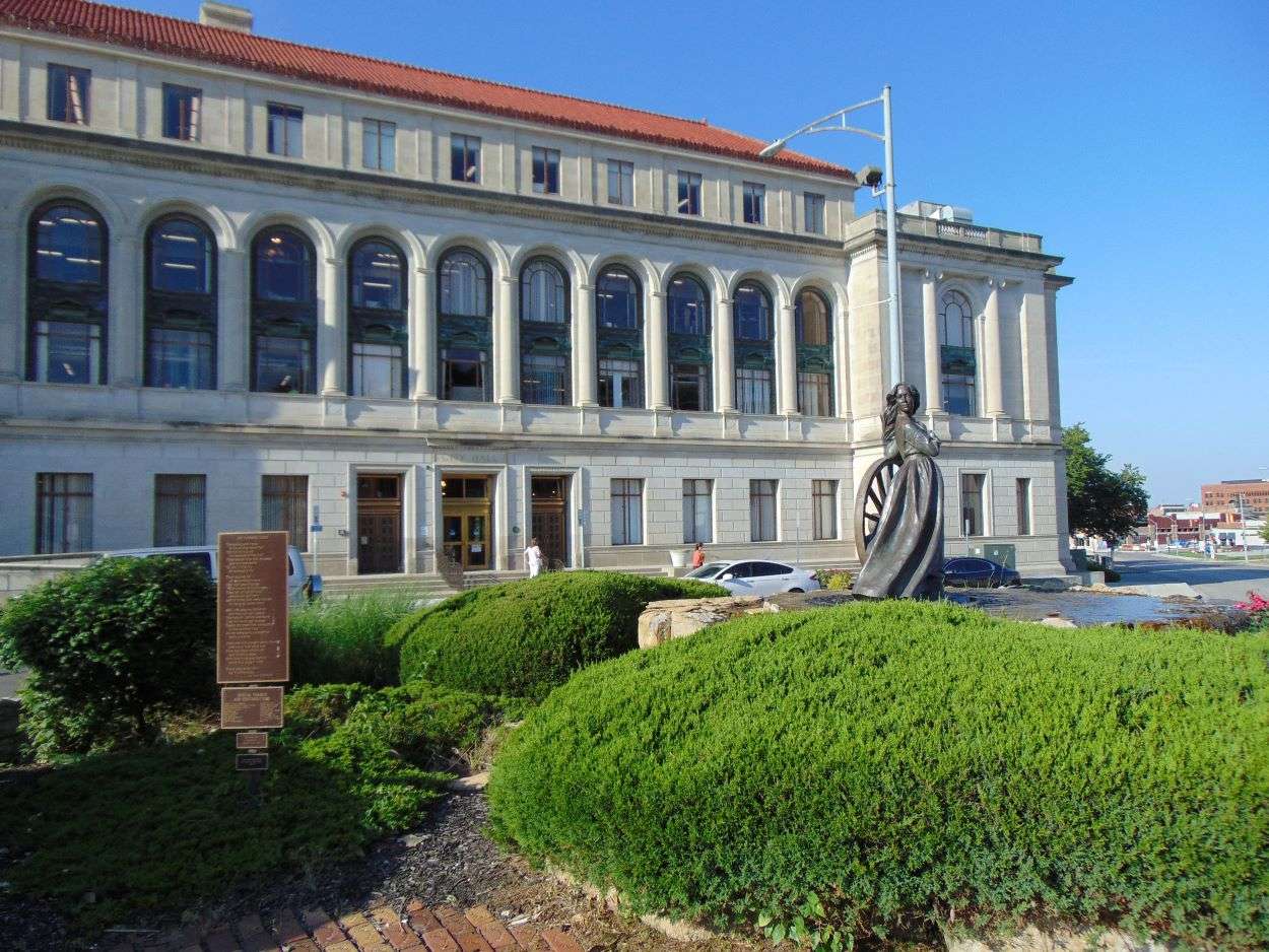 St. Joseph City Hall/file photo