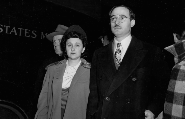Julius Rosenberg and his wife, Ethel, arrive at Federal Courthouse for their espionage trial in New York City on March 21, 1951. The Rosenbergs, tried under the Espionage Act of 1917, are two of three defendants charged with conspiracy to spy for the Soviet Union. (AP Photo)