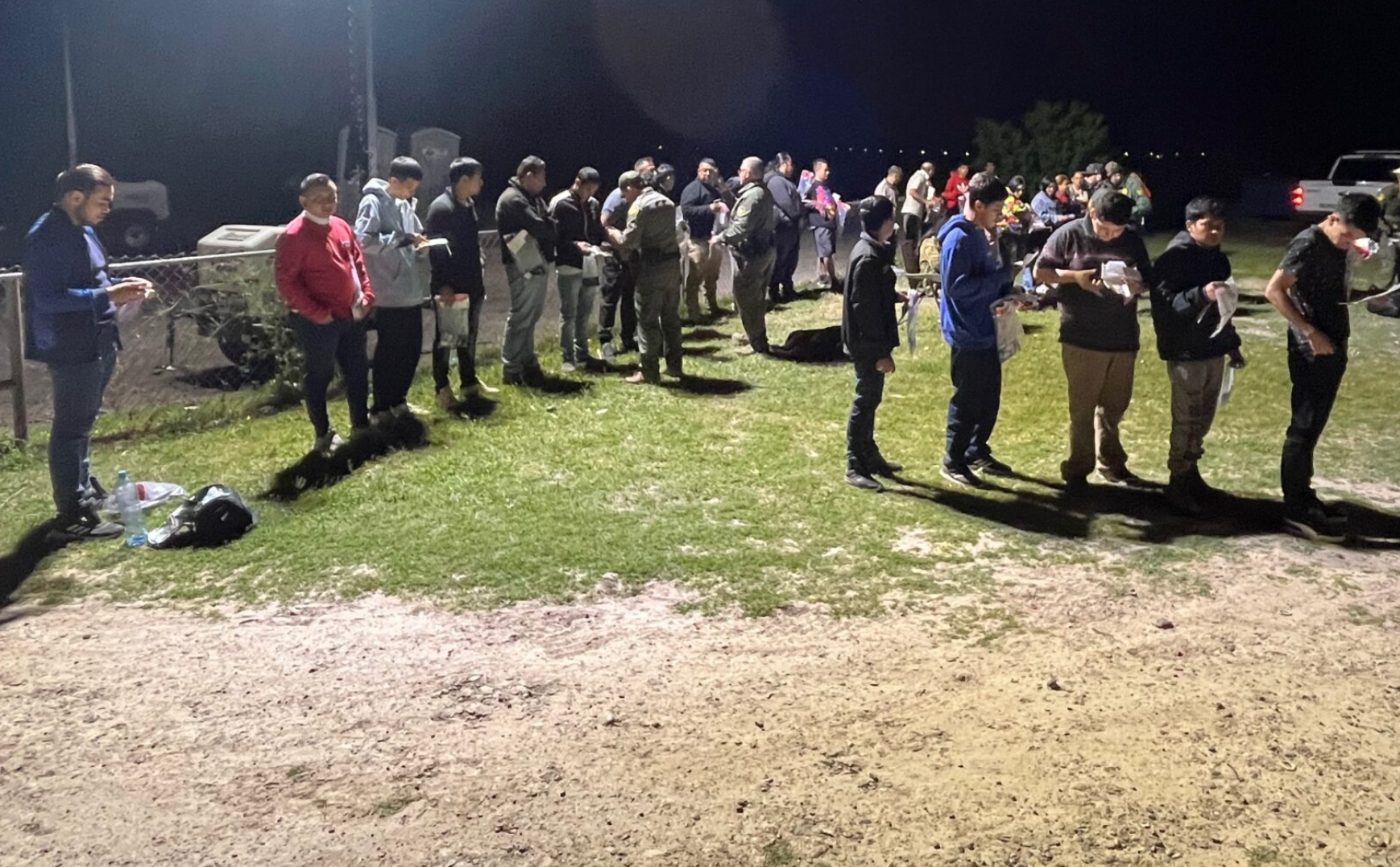  Missouri National Guard soldiers assist in processing migrants who have crossed the Texas border from Mexico. (Photo courtesy of Missouri Governor’s Office)