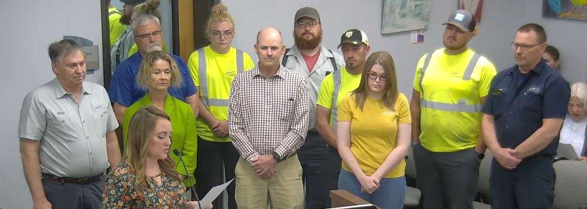 Hutchinson Vice-Mayor Stacy Goss reads a proclamation for Public Works Week at the May 7, 2024 Hutchinson City Council meeting.