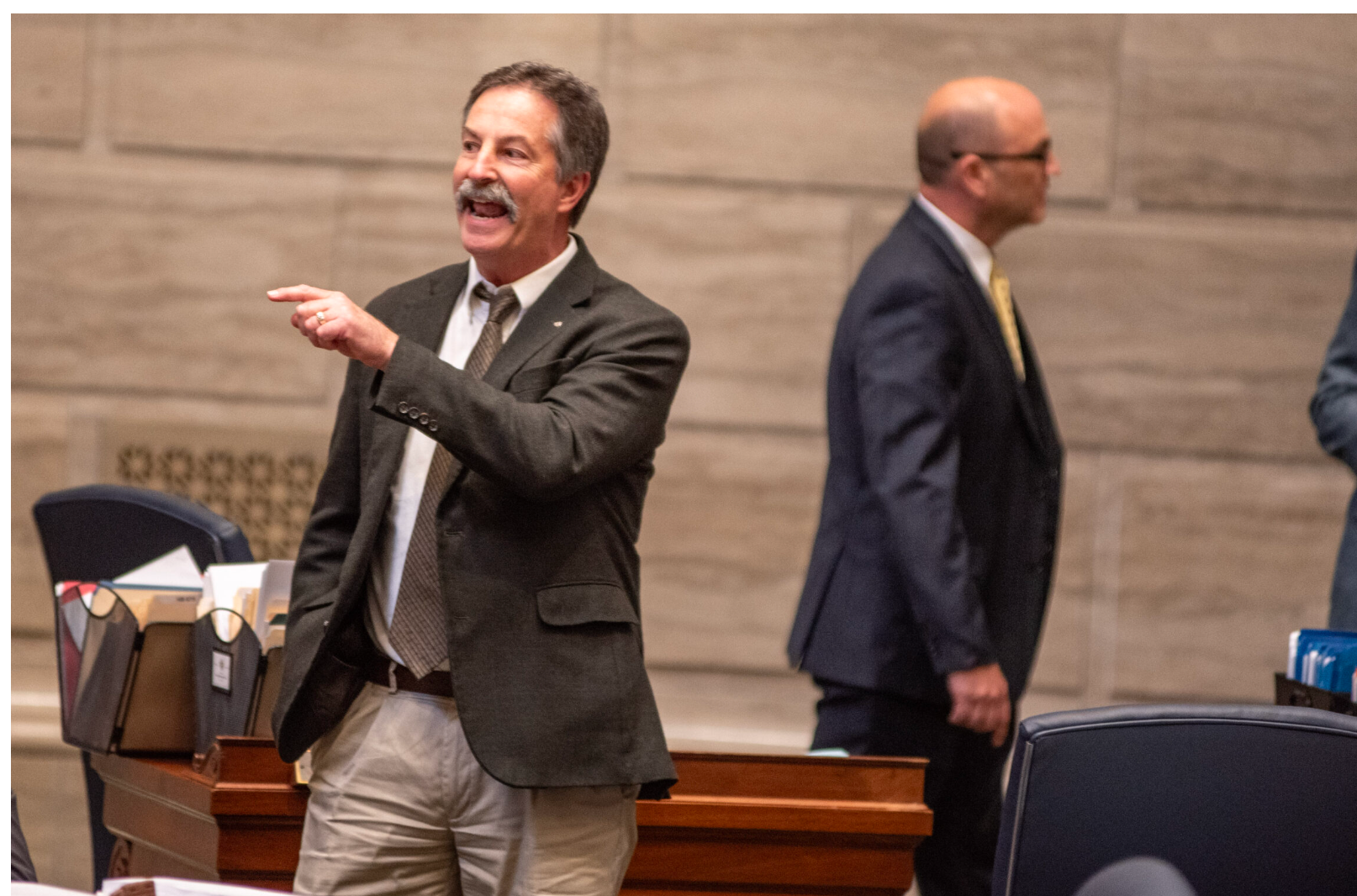  Sen. Mike Moon, R-Ash Grove, protests May 16 as the Senate adjourns for the day.(Annelise Hanshaw/Missouri Independent).