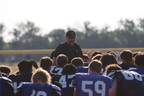 Salthawks start 2024 season 0-1 after dropping 37-7 decision to Andover Central