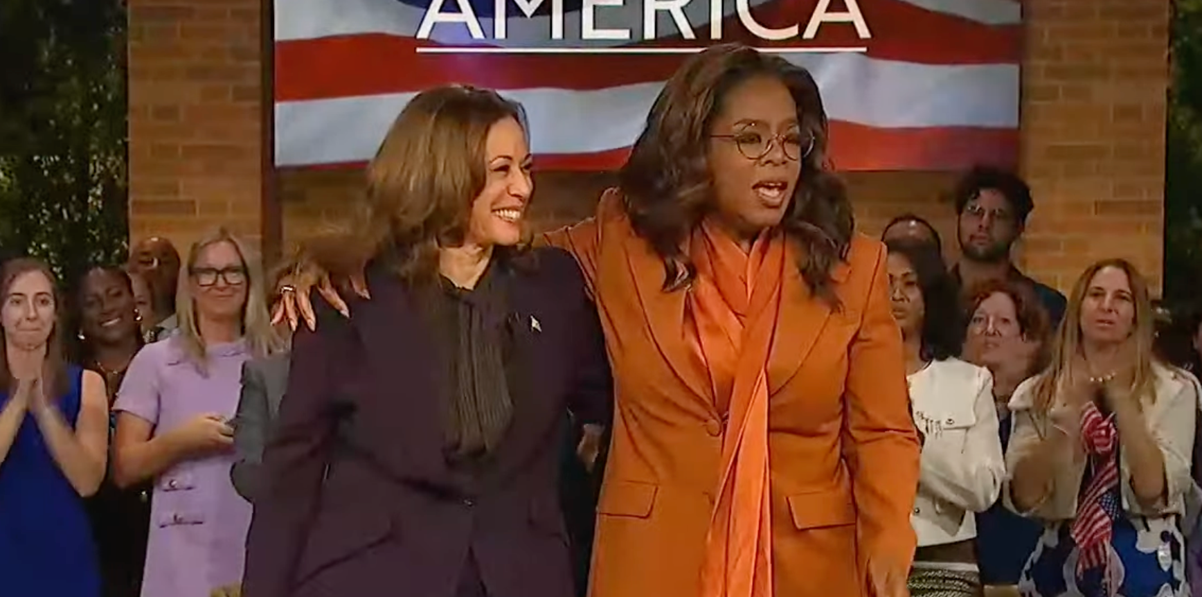 🎥Oprah and Kamala Harris host online town hall