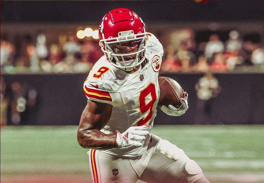 Kansas City Chiefs wide receiver JuJu Smith-Schuster (9) runs toward the end zone for a touchdown against the Atlanta Falcons during the second half of an NFL football game, Sunday, Sept. 22, 2024, in Atlanta. (AP Photo/Brynn Anderson)