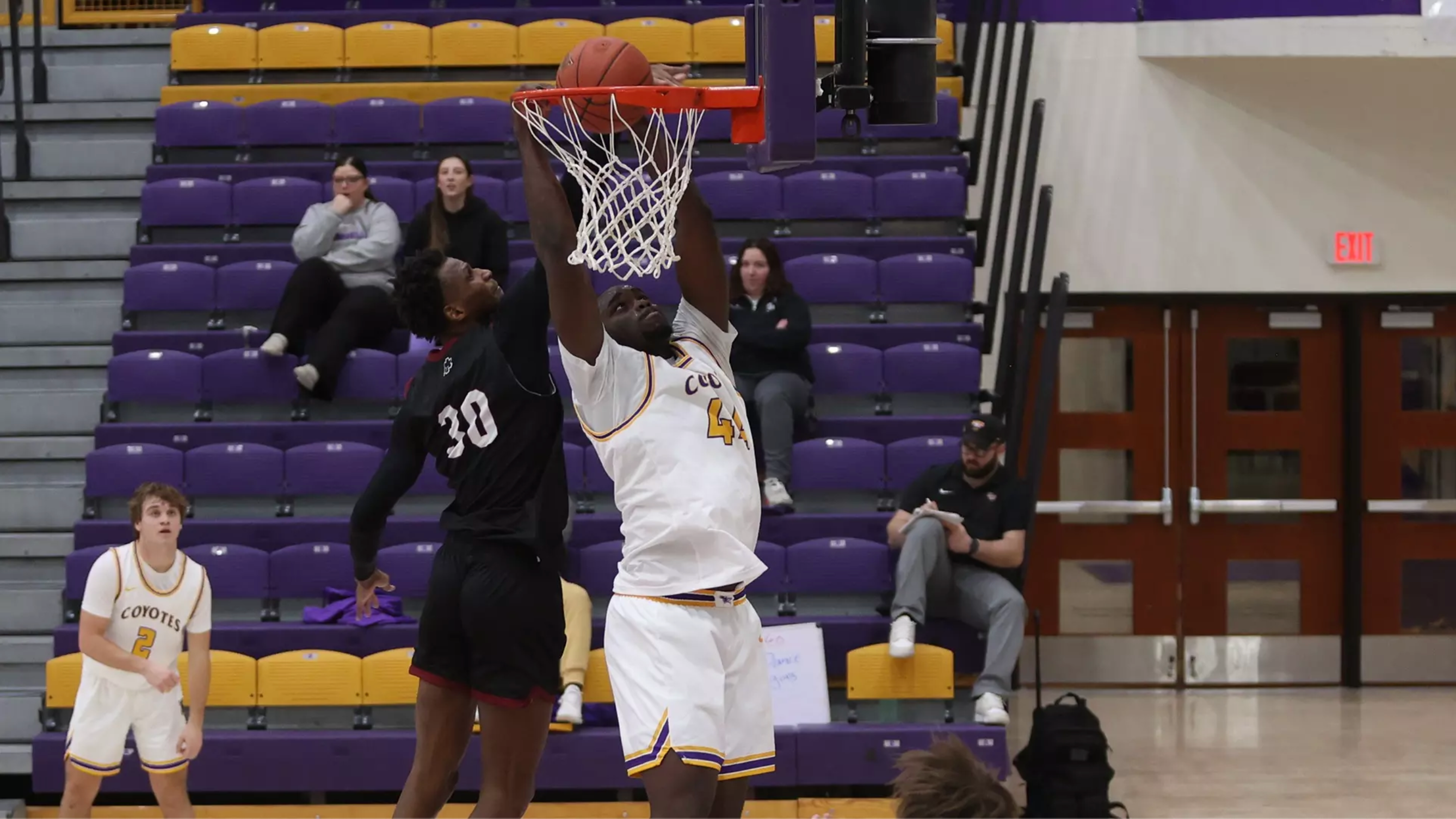KWU MBB falters late, drops heartbreaker to Bethel 74-71