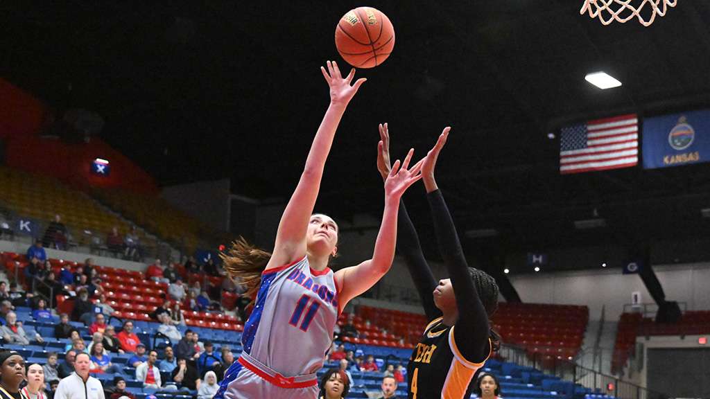 Noelle Anthon scores a season-high 16 points in the No. 5 Blue Dragons' 114-39 victory over Fort Hays Tech Northwest on Saturday at the Sports Arena. (Andrew Carpenter/Blue Dragon Sports Information)