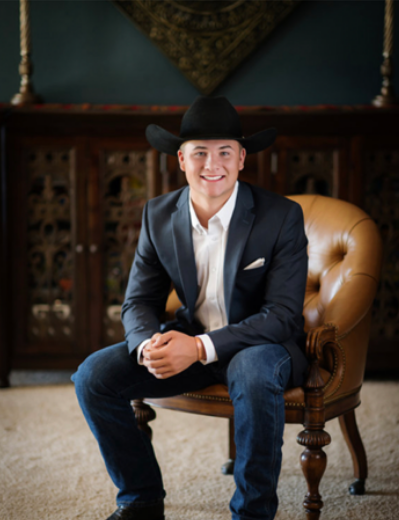 Lance Jones, a junior majoring in animal science and agricultural economics from Stapleton, Nebraska, earned a $6,000 Production Agriculture Award, recognizing his dedication to beef production at his family’s Sandhills commercial operation. 