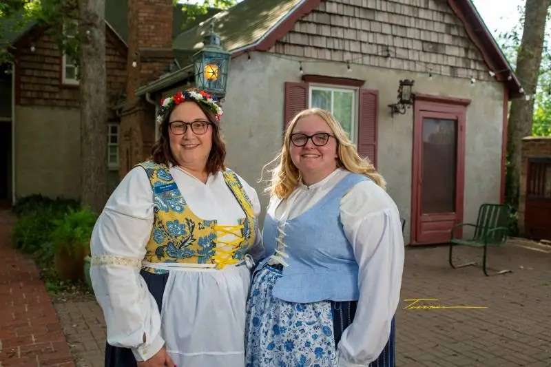 Co-chairs Tessa Peters (left) &amp; Avery Dauer (right). Courtesy of Svensk Hyllningsfest Committee