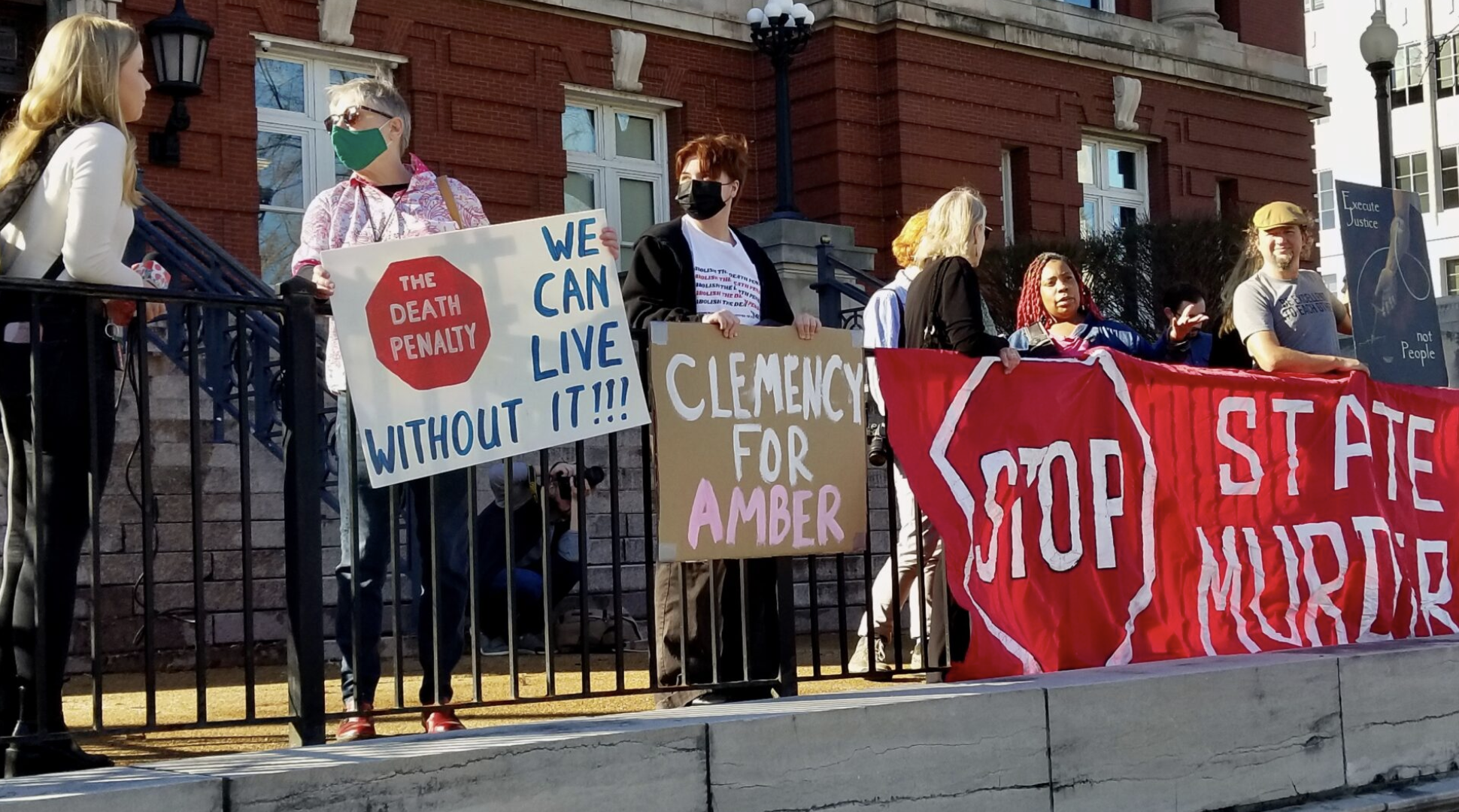 Opponents of the death penalty protest in 2023 outside the Missouri Supreme Court building against the execution of Amber McLaughlin, the last person in Missouri to have been executed after being sentenced to death by a judge (Rudi Keller/Missouri Independent).