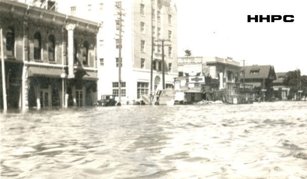Leon Hotel under construction during the 1929 flood - 14 E. 2nd. Courtesy of the Conard-Harmon Collection.