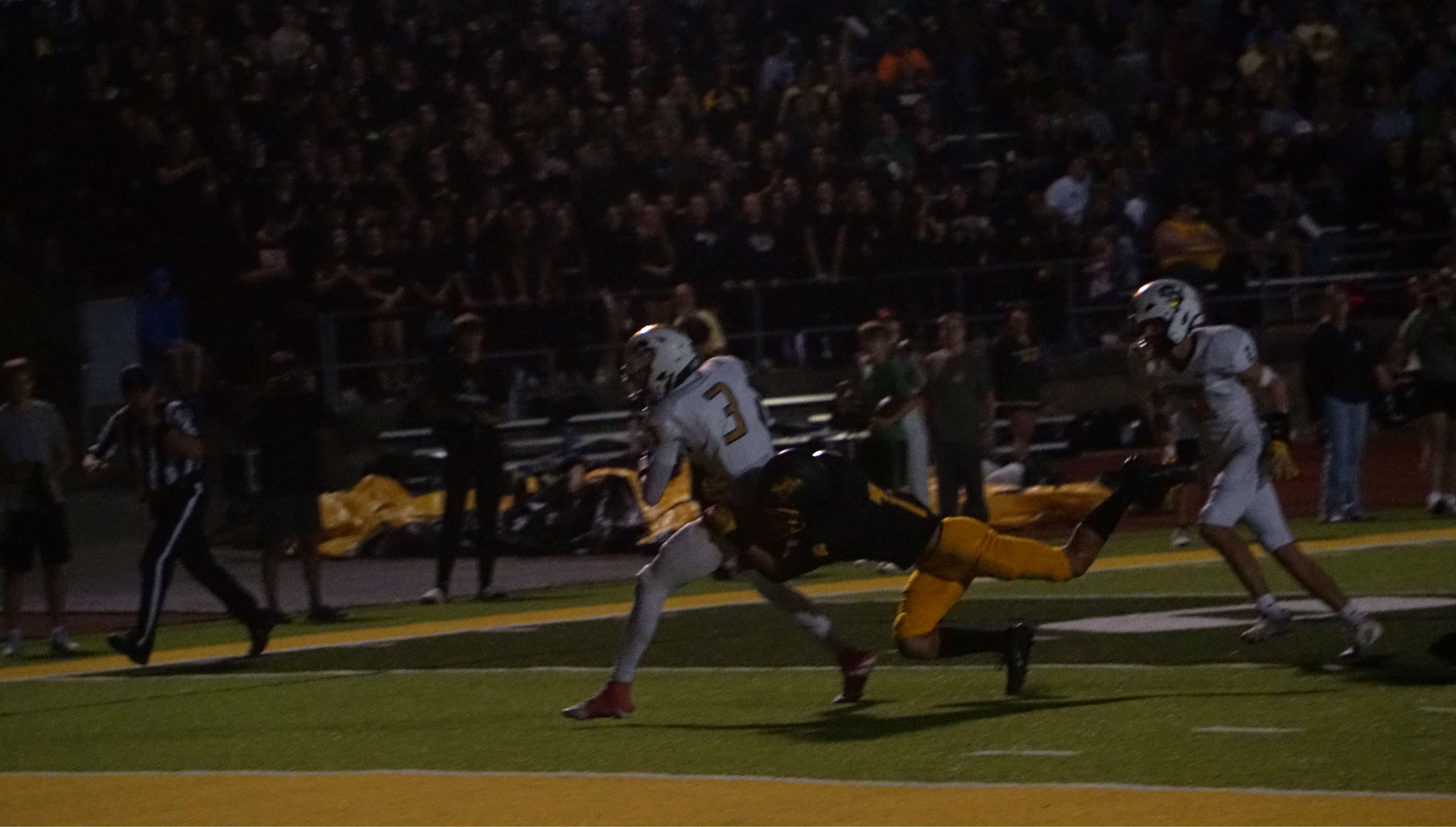 Savannah's Makhi King (3) rushes for a touchdown while being tackled by Maryvilles Jayce Piveral (7)/ Photo by Matt Pike