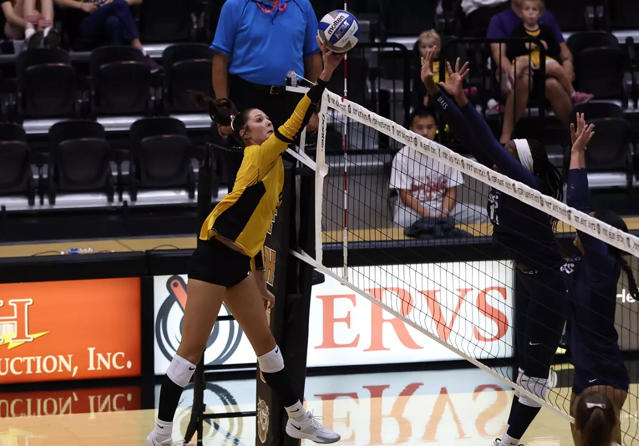 Fort Hays State's Gracie Rains (9) attempts an attack against Arkansas-Fort Smith on on Saturday, October 18, 2025 in Hays, Kan. (FHSU Athletics photo/Parker NIsbeth))