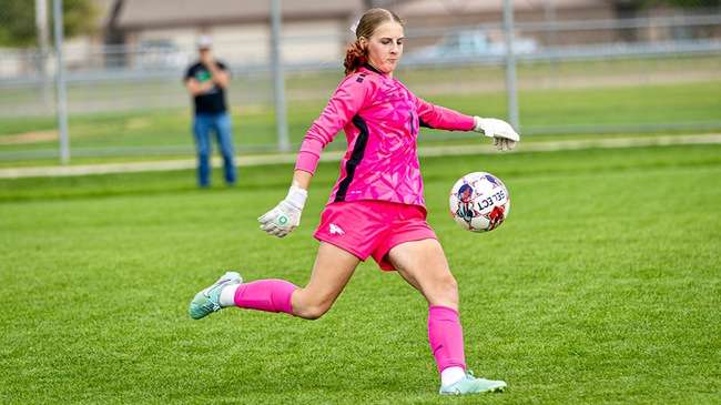 Blue Dragon freshman goalkeeper Evie Carvell was named the KJCCC Division I Women's Soccer Goalkeeper of the Week on Tuesday after leading the No. 19 Dragons to a 1-0-1 record last week. (Sydney Holzrichter/Blue Dragon Sports Information)