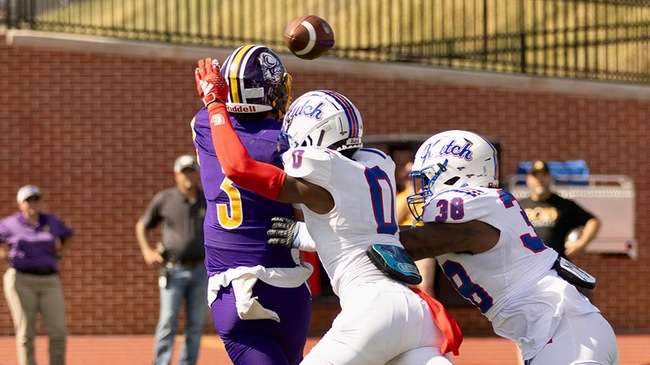 Blue Dragon sophomore safety D.J. Jester (0) is this week's KJCCC Football Defensive Player of the Week.