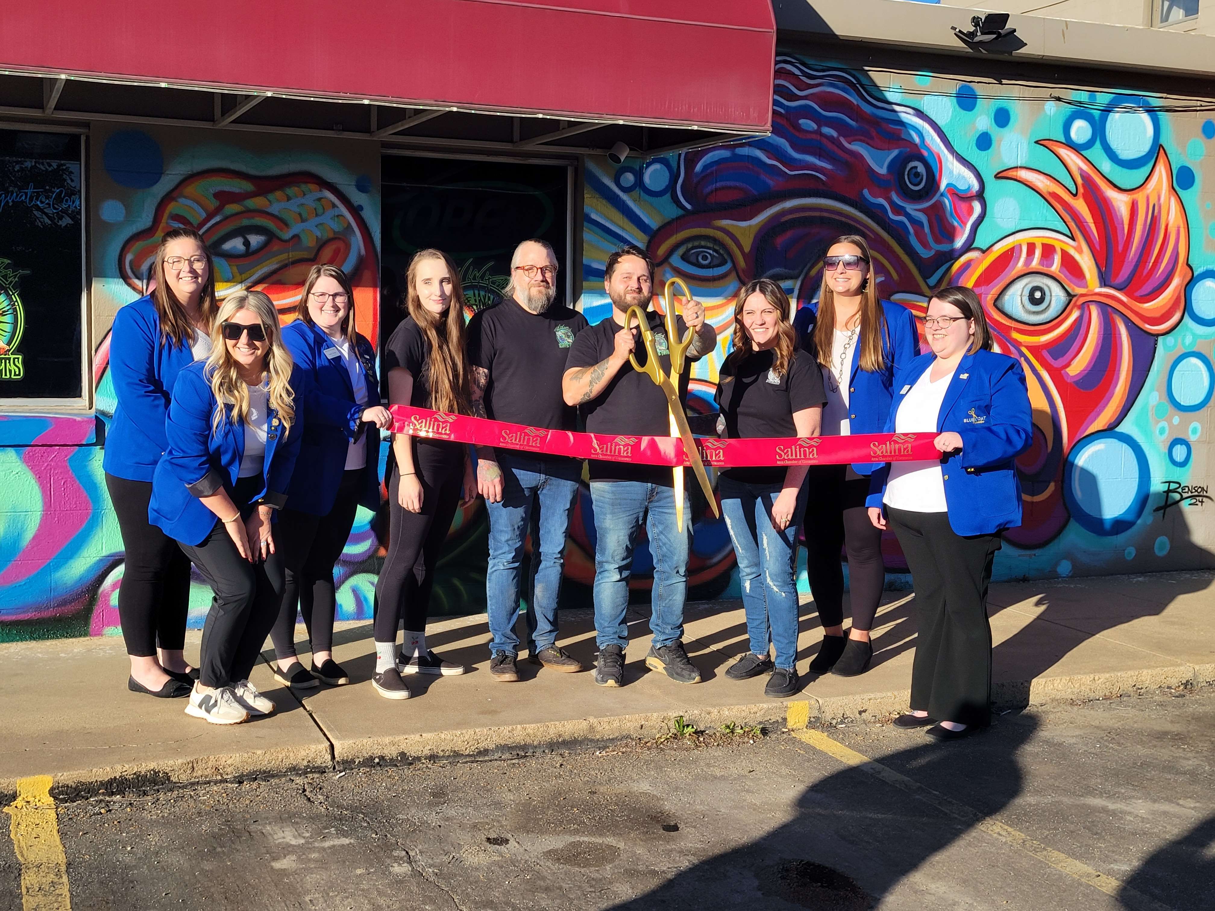 Chamber of Commerce with Train in Vain Exotic Pets. Photo by Jacob Brown
