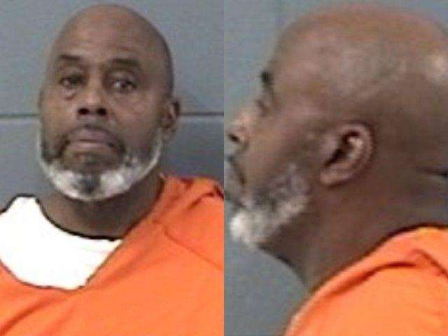 Michael Roberts, Domestic battery; Aggravated assault; Use of a deadly weapon, arrested 11/03