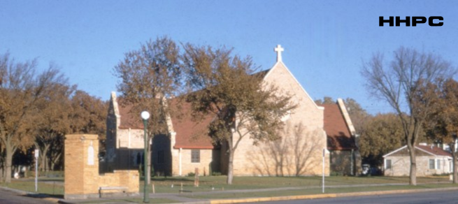 Grace Episcopal Church - Hyde Park & Main Street - 1954 (with Bus Stop). Courtesy of the Conard-Harmon Collection.