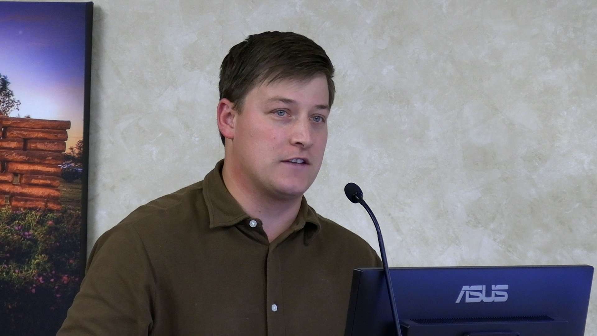 24/7 Travel Stores President Ted Augustine gave an update Nov. 6 to the Hays City Commission about plans for the new 24/7 Travel Store truck stop and convenience store at Interstate 70, Exit 157. Photo by Becky Kiser/Hays Post&nbsp;