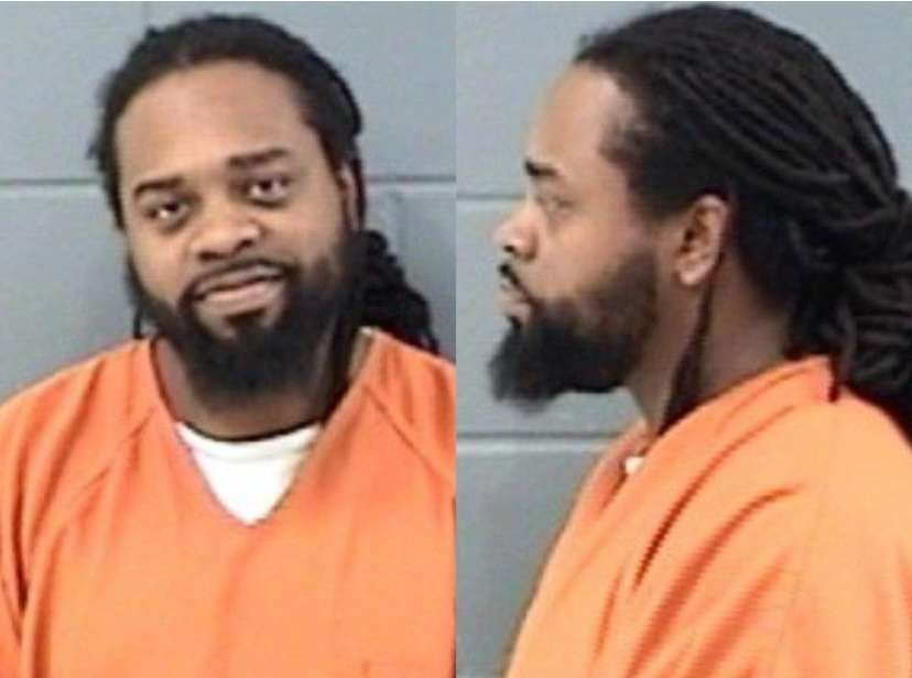 Alovence Gordon, Aggravated assault; Use of a deadly weapon, arrested 11/08