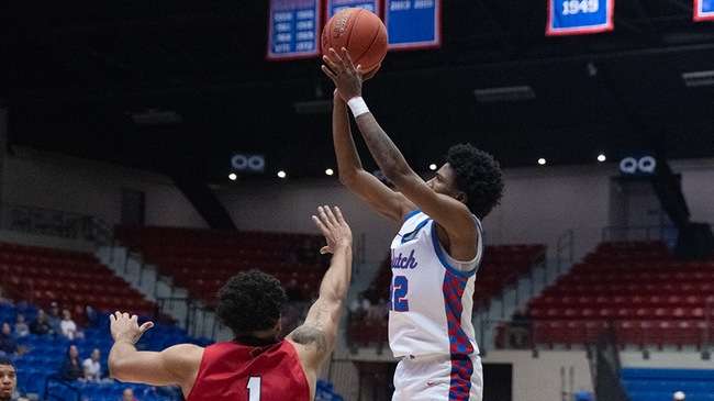 Kordell Williams and the Blue Dragon men's basketball team meet Garden City in the KJCCC opener at 7:30 p.m. Wednesday at the Sports Arena. (Andrew Carpenter/Digital Fox Photography)