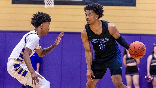 Lolo Rudolph and the Blue Dragon men's basketball team take on Independence on Tuesday night in Independence (Sydney Holzrichter/Blue Dragon Sports Information)