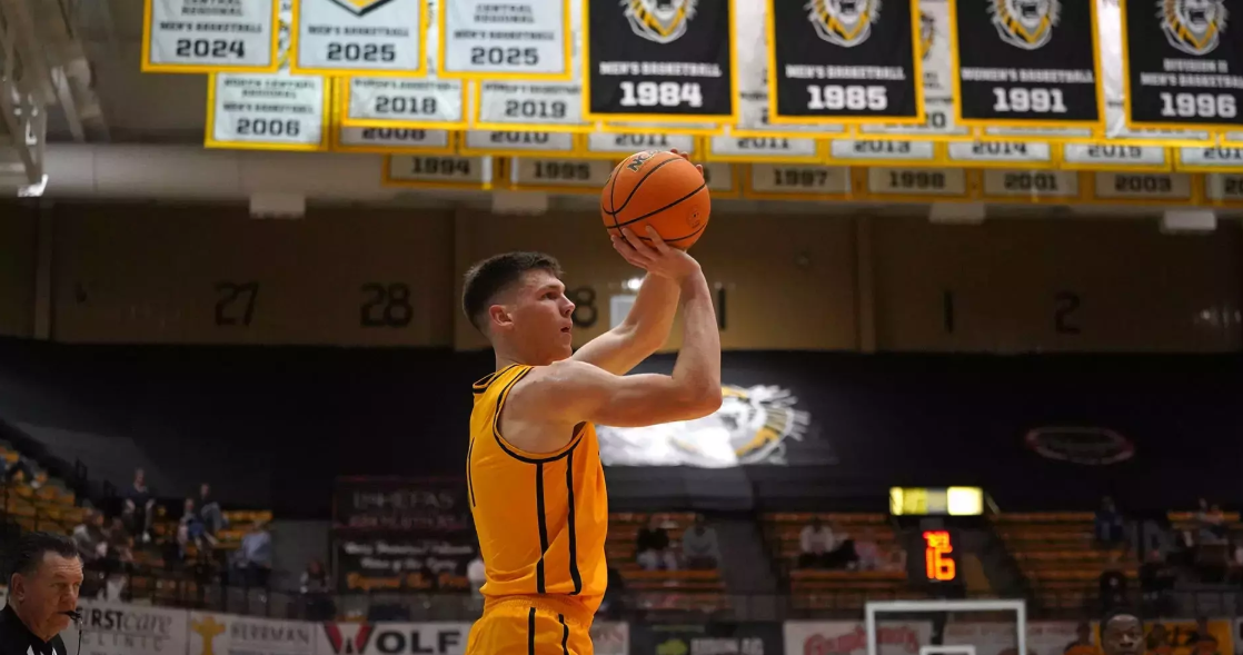 Kyle Grill finished with 17 points as the Tigers secured a 78-61 win over Sterling on Tuesday. (FHSU Athletics photo/Gillian Lynch)