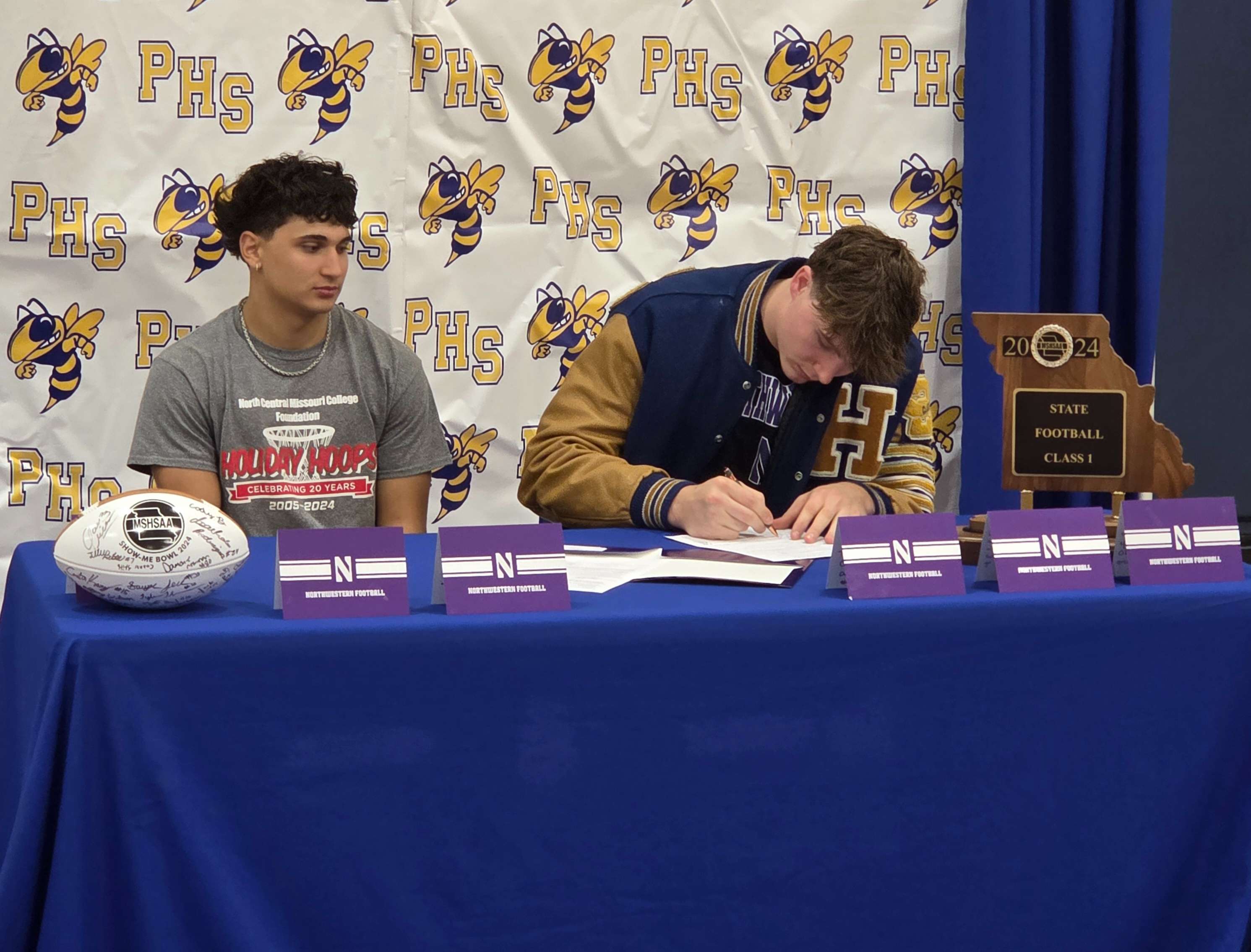 Penny Hornets defensive end and tight end Jacob Miller signs with Northwestern. Miller will shift to offensive line with the Wildcats/ Photo by Matt Pike