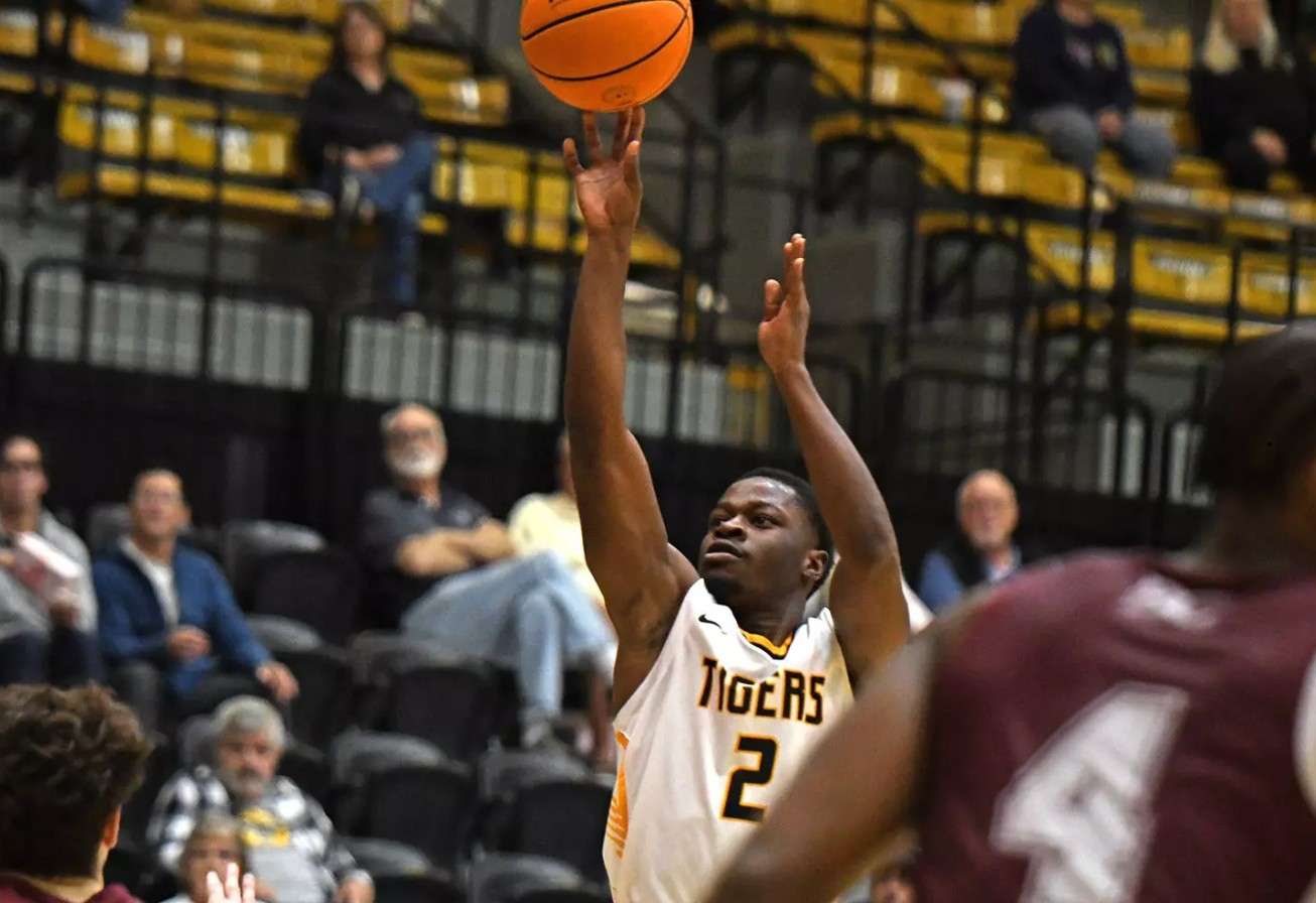 FHSU Athletics photo/Parker Nisbeth