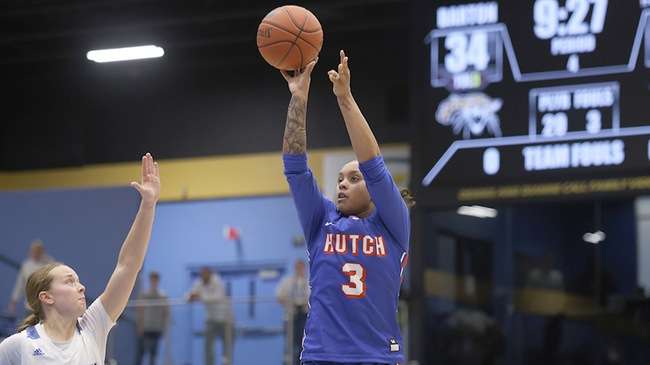 Jamya McPherson and the No. 19-ranked Blue Dragon women play host to the Cowley Tigers at 1 p.m. on Saturday at the Sports Arena. (Billy Watson/Blue Dragon Sports Information)
