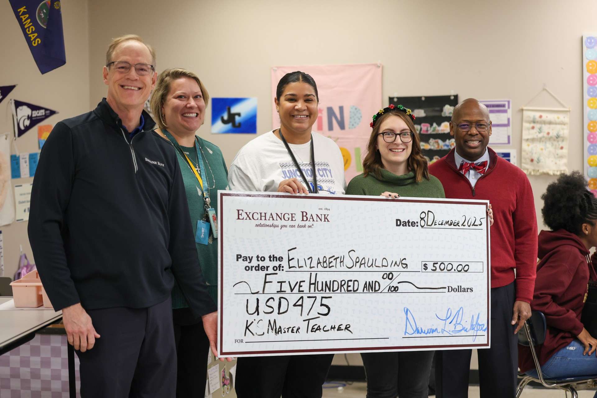 ( Elizabeth Spaulding )