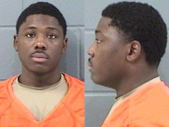 Cervantis Hunter, Criminal deprivation of property; Domestic battery, arrested 12/10