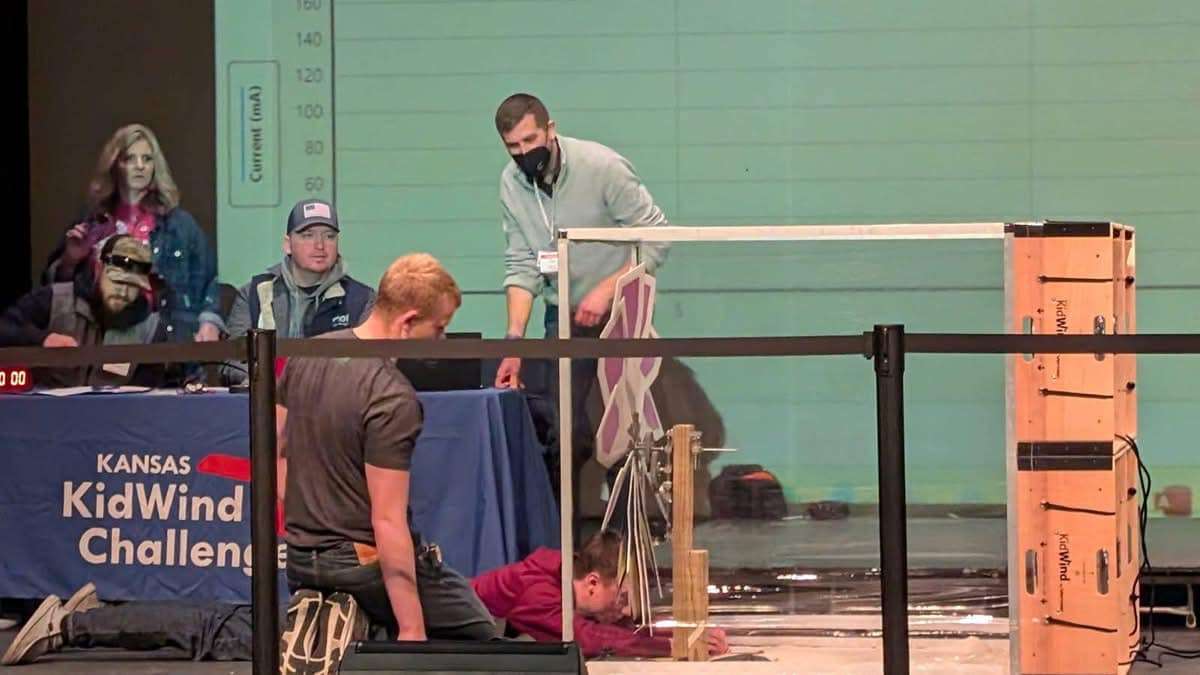 Buhler KidWind - Buhler High School