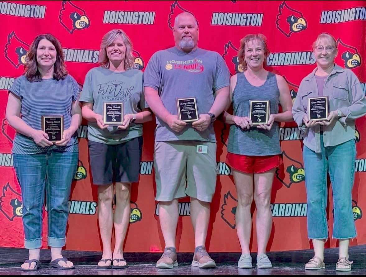Hoisington teachers with over two decades of service (from left to right): Tammy Steinert 25, Stacy Dolechek 22, Kerry Mooney 22, London Reif 25, and Diane Harmon 25
