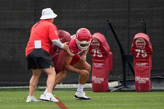 &nbsp;Kansas City Chiefs tight end Travis Kelce participates in a drill during the NFL football team's practice Tuesday, June 17, 2025, in Kansas City, Mo. (AP Photo/Charlie Riedel)