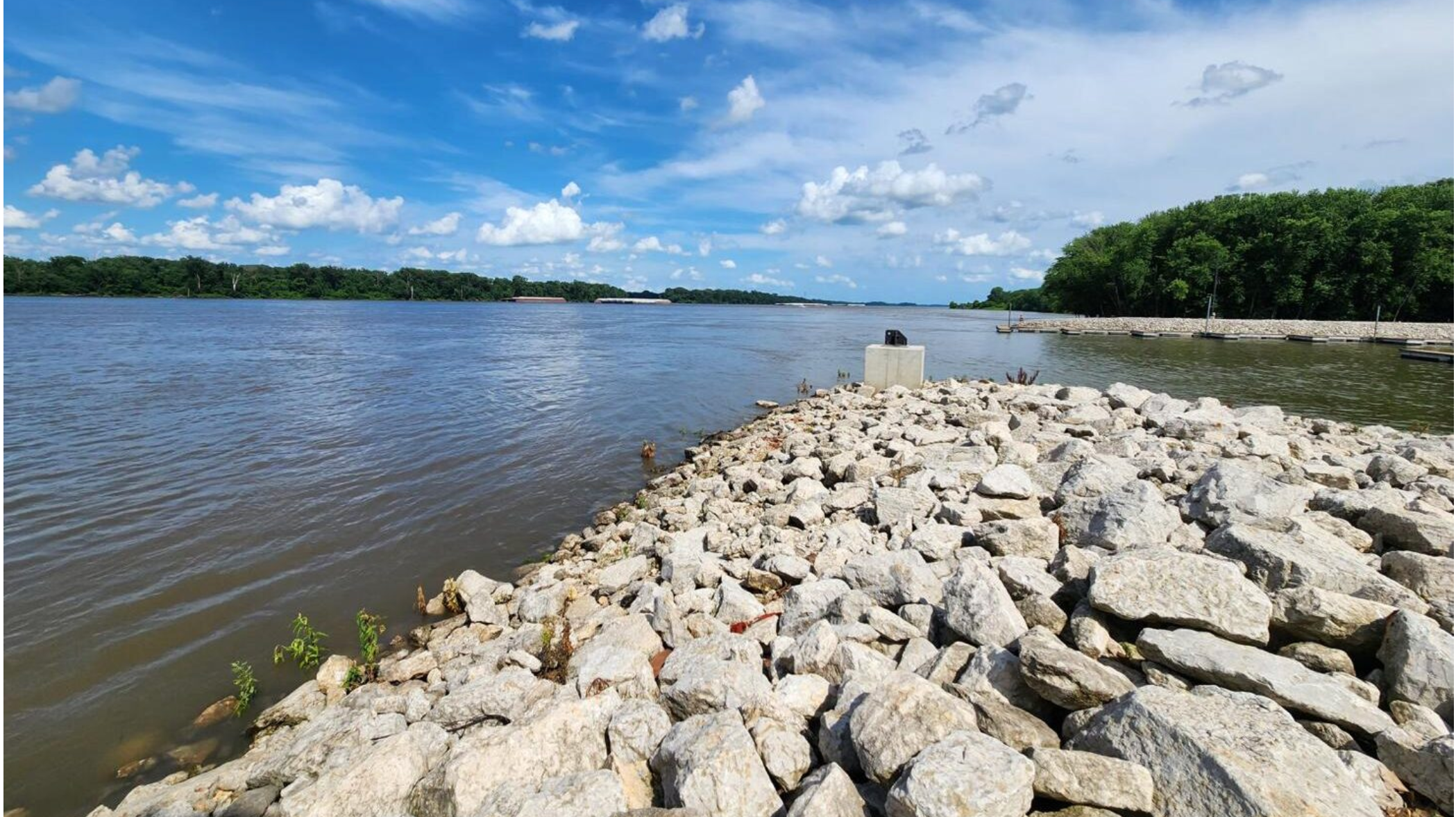 The Mississippi River in Hannibal (Courtesy of Rebecca Smith).