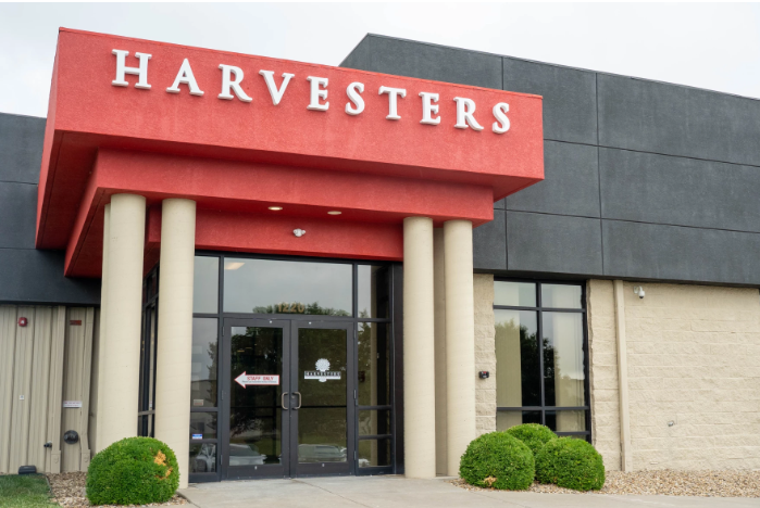 In 2023, Harvesters said it partnered with 900 nonprofit organizations to provide more than 52.5 million meals.&nbsp;Photo by Zane Irwin/Kansas News Service