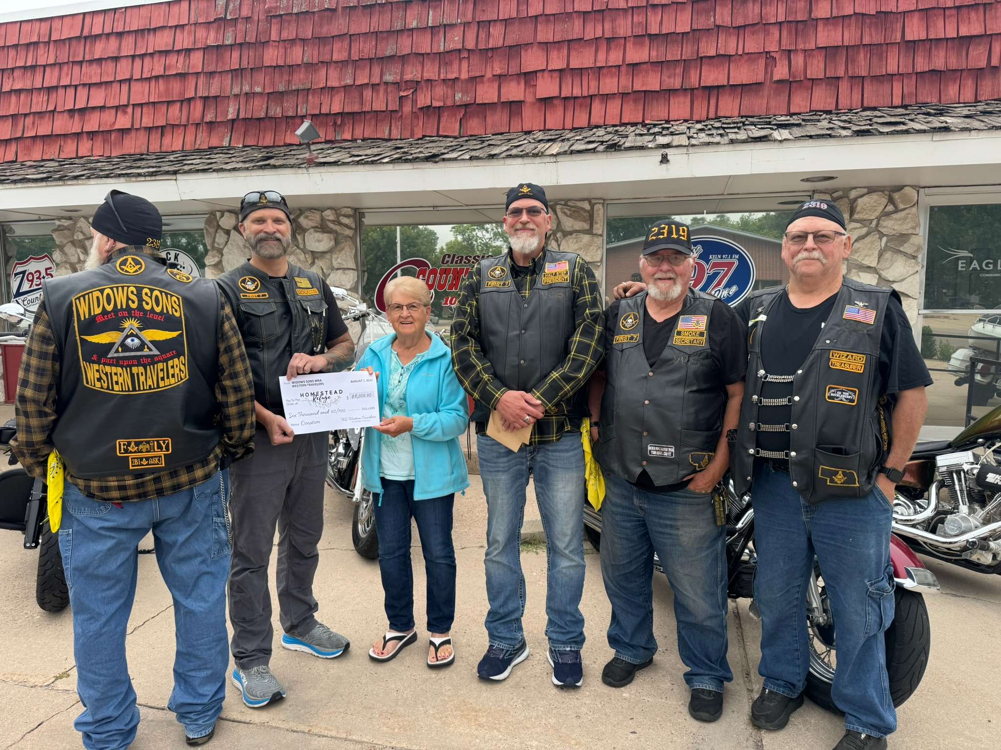 Widows Sons presents $6,000 donation to Homestead Refuge (pictured L-R, BUB, Roadrunner, Betty Remus, Half-Step, Smoke & Wizard)