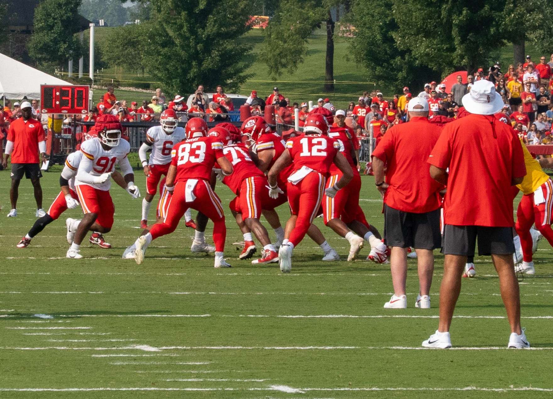 Rookie Josh Simmons (71) blocks during a 7-on-7 drill during Chiefs Training Camp/ Photo by Justin Peacock