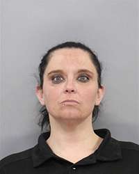 <b>Lori Beard - Possess Controlled Substance, Possess Marijuana Over 1 oz to 1 pound</b>